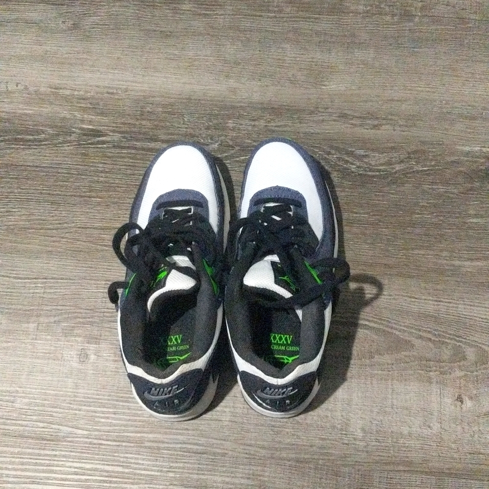 Men's Nike Air Max 90 tennis shoe Scream Green size 6.5